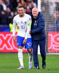 马竞劳模格子作反例，德尚暗赞恩里克雪藏姆巴佩？